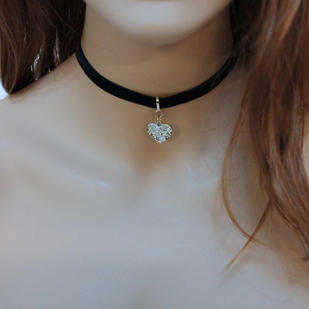 Black Velvet Gold Heart Choker Gothic Grace Inc - Main Image