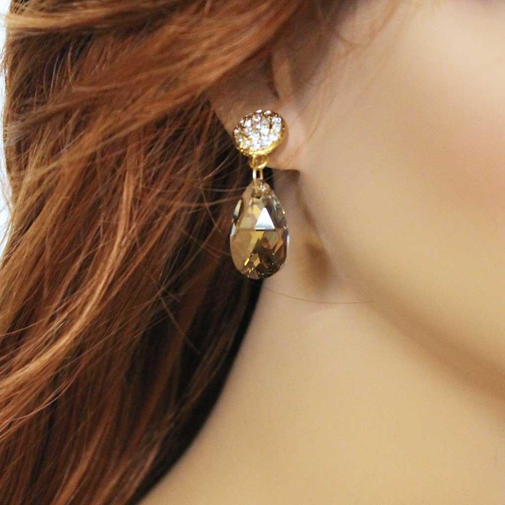 Elegant Golden Crystal Teardrop Earrings - Gothic Grace Inc