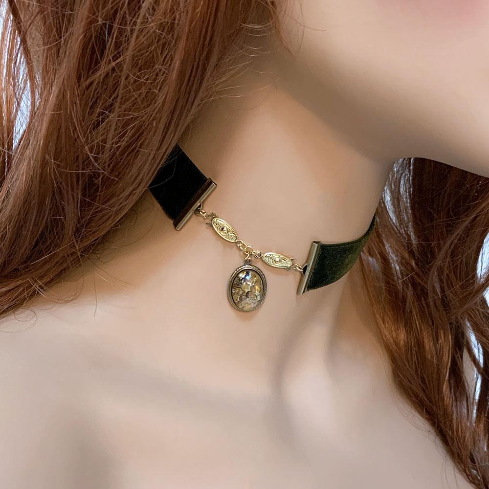 Green Velvet Gothic Victorian Choker Necklace - Gothic Grace Inc