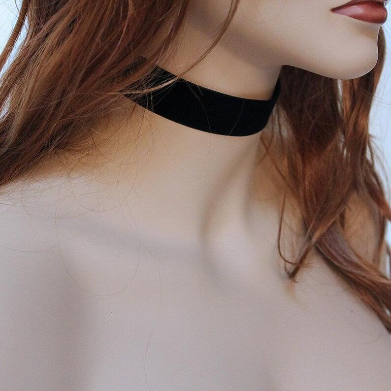 Simple Wide Black Velvet Choker - Gothic Grace Inc